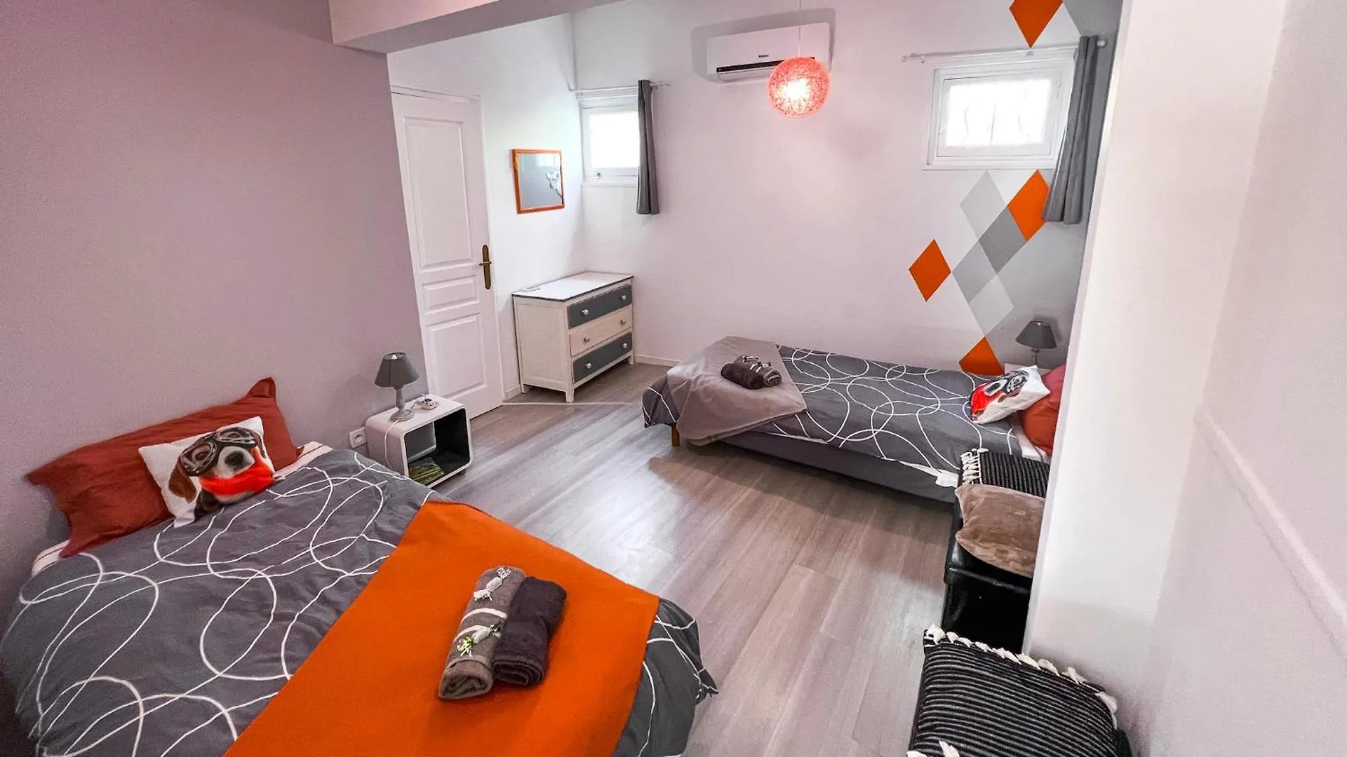 Reve D'Azur, 2 Chambres, Maison Julia En Bord De Mer A La Nartelle, Piscine Partagee, Parking & Terrasse Bbq, Wifi Et Draps Inclus Plage A Pied Sainte-Maxime Dom wakacyjny