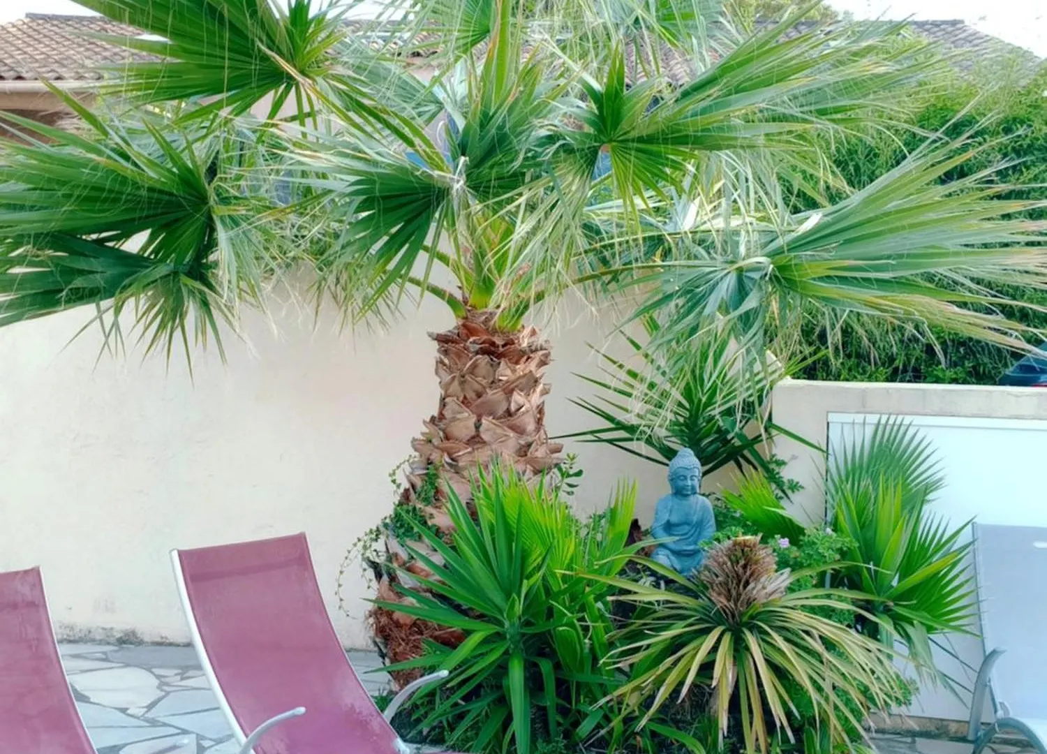 Holiday home Reve D'Azur: Beachfront Villa with Shared Pool and BBQ Terrace Sainte-Maxime France